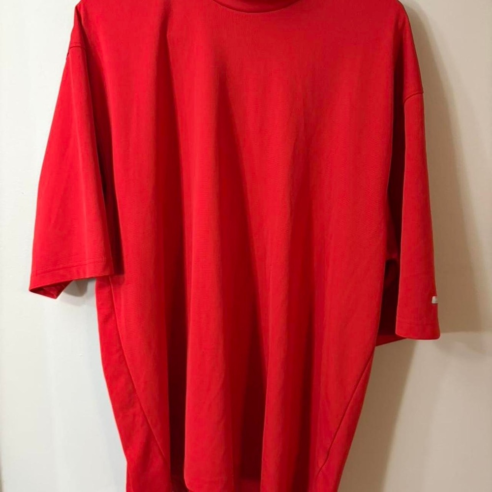 2000s Y2K Nike red‎ Dri-Fit shirt, Size L
